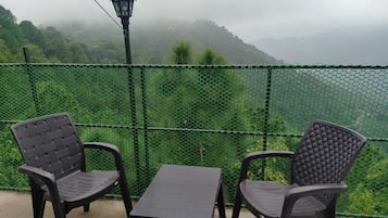 Basic Tent, Valley View | Terrace/patio