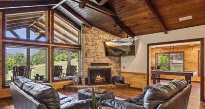 Private 15 Acres w Pond Hot Tub Game Room