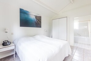 4 bedrooms, free WiFi, bed sheets - Detached Home in Zeeland near the Coast (Wemeldinge)