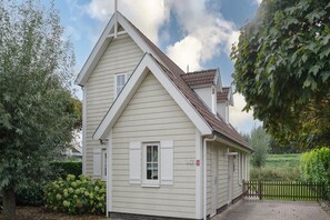 Exterior - Charming Coastal Escape (Wemeldinge)