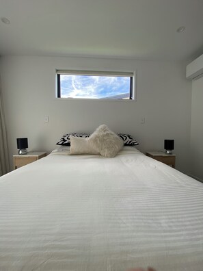 4 chambres, fer et planche à repasser, Wi-Fi, draps fournis