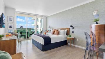 Bügeleisen/Bügelbrett, Reisekinderbett, WLAN, Bettwäsche