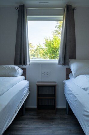 3 habitaciones, cuna de viaje, wifi gratis y ropa de cama 