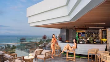 Poolside bar