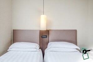 Economy Double Room | Minibar, in-room safe, desk, free WiFi - HOTIDAY Room Collection - Roma Cornelia (Rome)