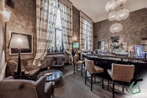 بار (في المنشاة)