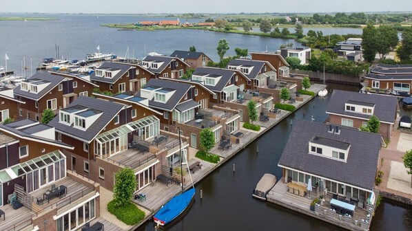 Marina - Luxury apartment, located in the marina of Uitgeest (Uitgeest)