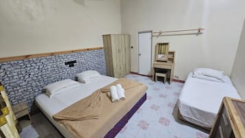 Deluxe Double Room | Minibar, desk, laptop workspace, blackout drapes