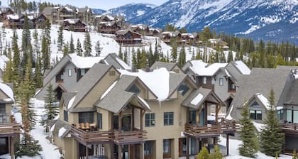 Ski-In/Ski-Out via Pony Express Lift