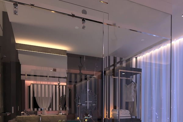 Deluxe Double Room, Park View | Bathroom