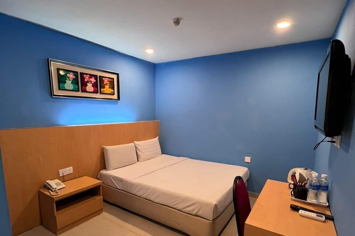 Chambre Double Standard, 1 grand lit, non-fumeur