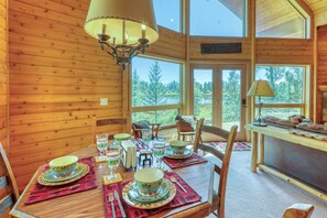 Dining - Charming & Spacious Lake Cabin With Breathtaking Views! (Pagosa Springs)