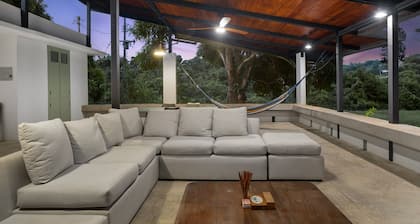 Casa Algarrobo relaxing farm stay in Puerto Rico