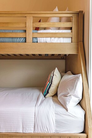 4 bedrooms, iron/ironing board, travel crib, WiFi