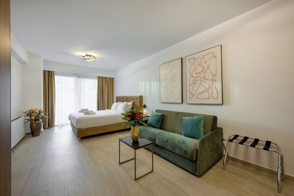 Deluxe Apartment | 1 bedroom, soundproofing, free WiFi, bed sheets - Cens Silver (Ioannina)