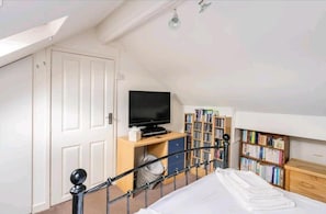 Casa | 3 habitaciones, tabla de planchar con plancha y wifi gratis