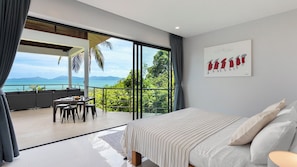 2 bedrooms, desk, free cribs/infant beds, free WiFi