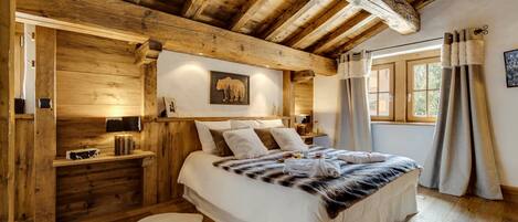 4 makuuhuonetta, ilmainen Wi-Fi, vuodevaatteet