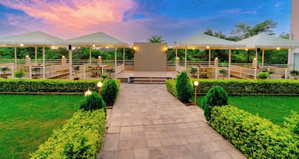 Hotel Kesarinandan Parkway