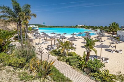 Luxury 2-bedroom sea View Apartment in Casares