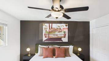 2 bedrooms, iron/ironing board, travel cot, free WiFi