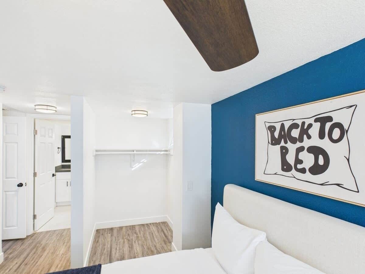 2 bedrooms, iron/ironing board, travel cot, free WiFi