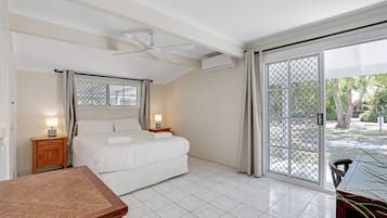3 chambres, bureau, Wi-Fi gratuit, draps fournis