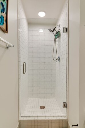 Hair dryer - Cozy 2 Bedroom  just 2.5 Miles to Broadway (Nashville)