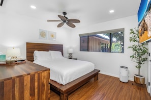 1 bedroom, iron/ironing board, travel cot, free WiFi