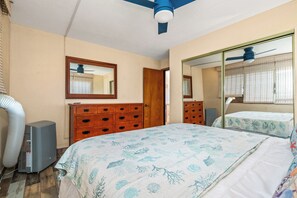 1 habitación, tabla de planchar con plancha, wifi gratis y ropa de cama 