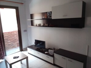 Interior - Casa Azabache. 10min from the beach by car (Guaza)