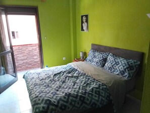 2 Schlafzimmer, Schreibtisch, WLAN, Bettwäsche