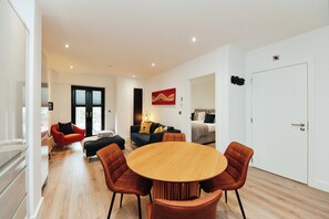 Apartamento | 1 dormitorio, escritorio, Internet