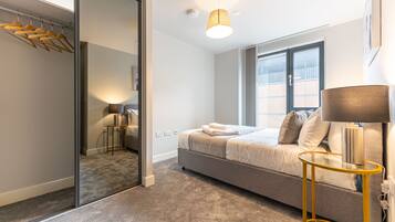 Apartment | 2 bedrooms, Internet