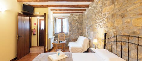 2 habitaciones, wifi y ropa de cama