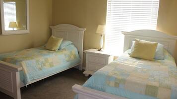 4 bedrooms, WiFi, bed sheets