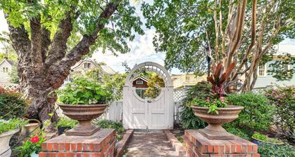 Walk to Top Attractions: Chic Home in Charlotte!