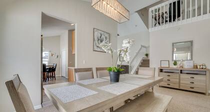 15 Mi to Universal: Home w/ Pool