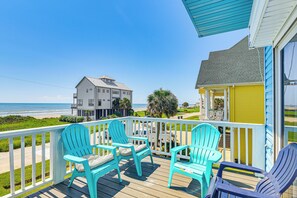 House (3 Bedrooms) | Interior - Walk to Beach: Home w/ 2 Decks in Galveston! (Galveston)