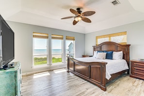 House (3 Bedrooms) | Interior - Walk to Beach: Home w/ 2 Decks in Galveston! (Galveston)