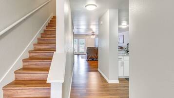 Căn hộ (3 Bedrooms) | Nội thất