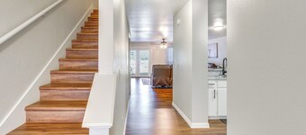 4 Mi to Gaylord Family Stadium: Norman Home