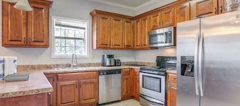 ~ 13 Mi to Ole Miss: Private Family-friendly Home!