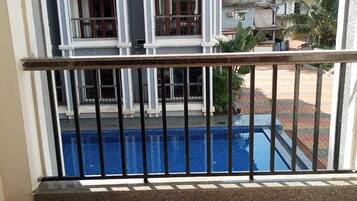 Luxury Suite, Balcony, Pool View | 1 bedroom, free WiFi