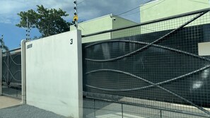 Property grounds - Earth Wealth House  (Jardim das Palmeiras Lucas do Rio Verde)