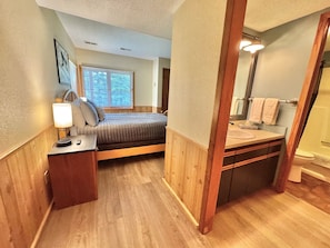 2 chambres, bureau, fer et planche à repasser, Wi-Fi gratuit