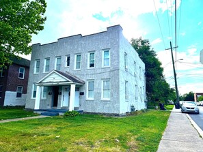 Apartment | 1 bedroom, desk, Internet - Modern Cozy Unit With King Bed (Wilmington)