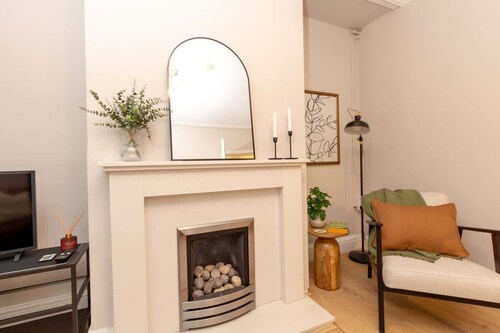 Idyllic 1 Bed Apt in Beautiful Village of Chester