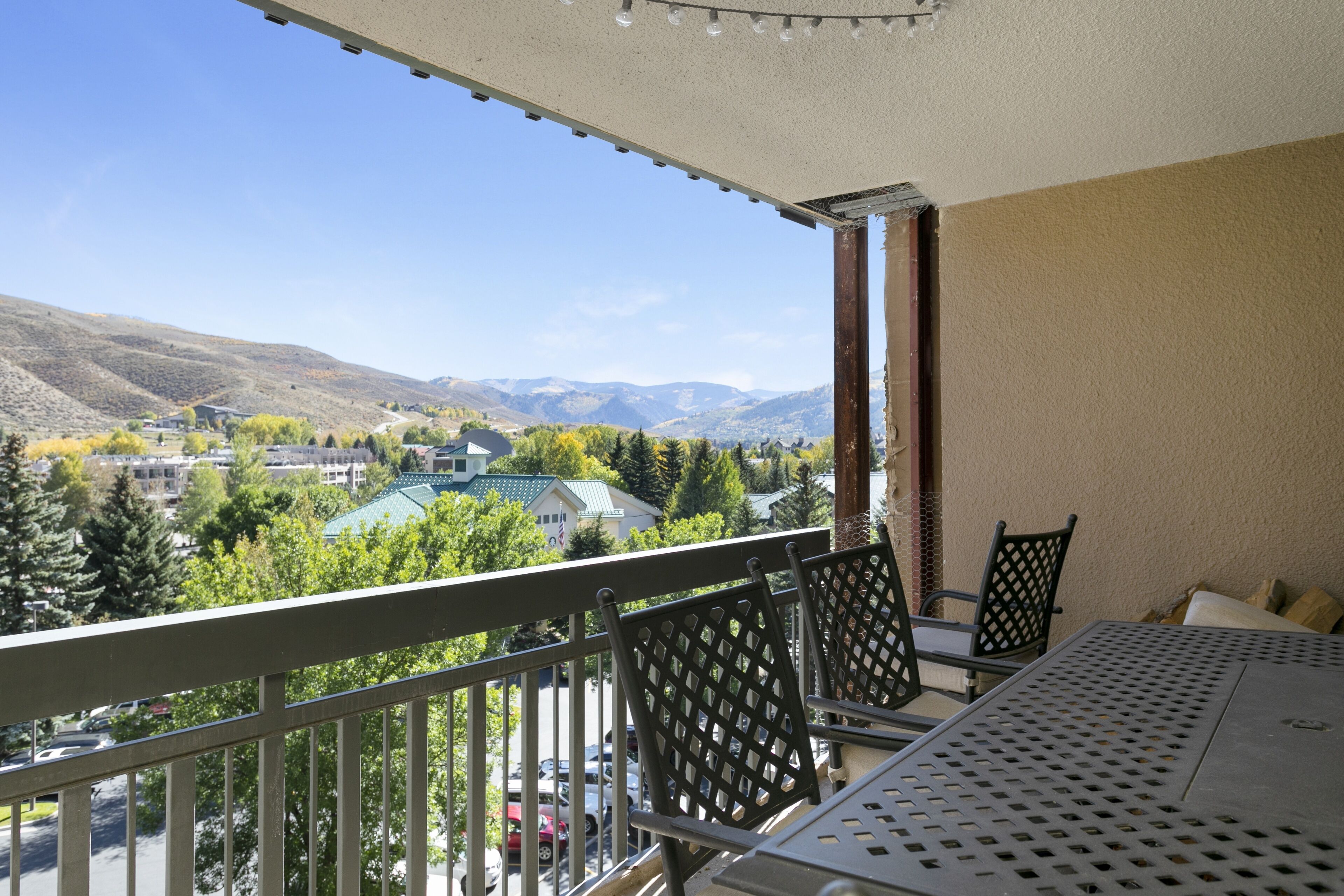 Condo, 2 habitaciones | Restaurante al aire libre