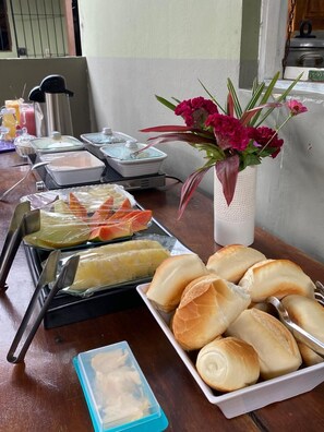 Frokostbuffé er inkludert hver dag